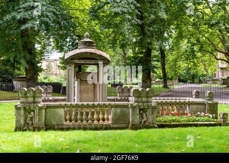 LONDON SOMERS STADT SAINT PANCRAS ALTE KIRCHE DAS SOANE MAUSOLEUM INSCHRIFT AUF DIESER SEITE FÜR ELIZABETH SOANE EHEFRAU VON JOHN Stockfoto