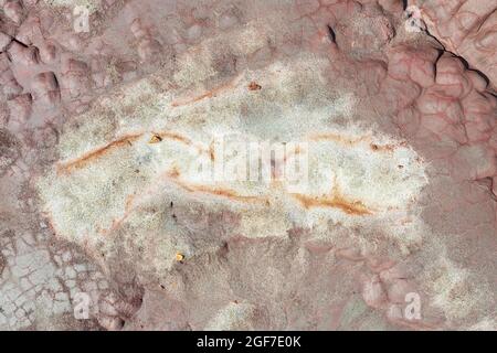 Extrem mineralreicher Boden im Bereich der Rio Tinto Minen, Luftaufnahme, Drohnenschuss, Provinz Huelva, Andalusien, Spanien Stockfoto