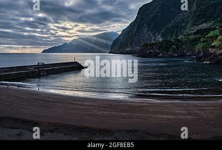 Seixal Beach, Nordseite der Insel Madeira Stockfoto