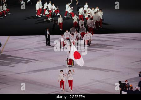 Tokio, Japan. August 2021. Japan Delegation (JPN), 24. AUGUST 2021 : Eröffnungsfeier der Paralympischen Spiele 2020 in Tokio im Olympiastadion in Japan. Kredit: YUTAKA/AFLO SPORT/Alamy Live Nachrichten Stockfoto