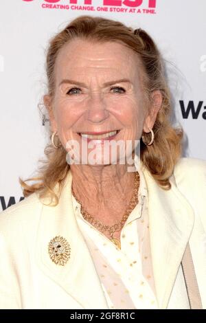 LOS ANGELES - AUG 19: Juliet Mills auf der sechsten Rolle Weltpremiere bei Directors Guild of America am 19. August 2021 in Los Angeles, CA bei der Ankunft zur SECHSTEN ROLLE Weltpremiere, Directors Guild of America (DGA) Theater, Los Angeles, CA 19. August 2021. Foto: Priscilla Grant/Everett Collection Stockfoto