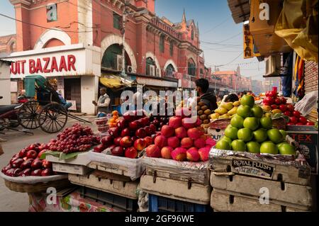 Kalkutta, Westbengalen, Indien - 29. Dezember 2019 : verschiedene Früchte werden auf dem Einzelhandelsmarkt in New Market Area, Kalkutta, verkauft. Stockfoto