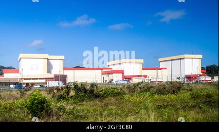 Satellitengebäude im Centre Spatial Guyanais (Guayana Space Center) in Kourou, Französisch-Guayana Stockfoto