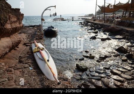 Serie von Landschaften am mittelmeer, aufgenommen im august 2021, in der Gemeinde saint Raphäel Boulouris in Frankreich. Stockfoto