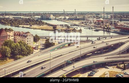 Luftaufnahme von Castle Way und Lasztownia Island, Farbtonung angewendet, Polen. Stockfoto