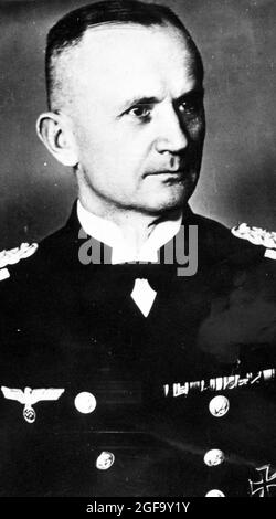 Ein Porträt des deutschen Marineoffiziers Großadmiral Karl Dönitz, der nach Hitlers Selbstmord im April 1945 Führer wurde Stockfoto