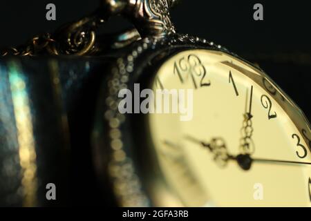 Antike Tasche Uhr extreme Nahaufnahme Stockfoto