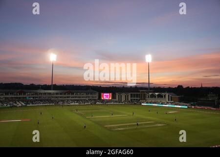 CHESTER LE STREET, GROSSBRITANNIEN. 24. AUGUST Gesamtansicht während des Vitality T20 Blast-Spiels zwischen Yorkshire County Cricket Club und Sussex County Cricket Club in Emirates Riverside, Chester le Street am Dienstag, den 24. August 2021. (Kredit: Will Matthews | MI News) Kredit: MI News & Sport /Alamy Live News Stockfoto