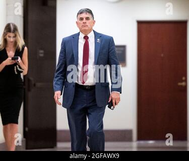 Washington, DC, USA. August 2021. 24. August 2021 - Washington, DC, Vereinigte Staaten: US-Repräsentant ANDREW CLYDE (R-GA) beim Spaziergang am Capitol. (Bild: © Michael Brochstein/ZUMA Press Wire) Stockfoto