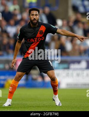 Huddersfield, Großbritannien. August 2021. Andros Townsend von Everton während des Carabao Cup Spiels im John Smith's Stadium, Huddersfield. Bildnachweis sollte lauten: Darren Staples/Sportimage Credit: Sportimage/Alamy Live News Stockfoto