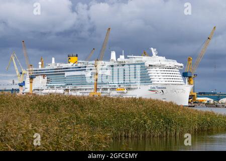 Costa Toscana wird am 21. August 2021 auf der Werft Meyer Turku gebaut. Stockfoto