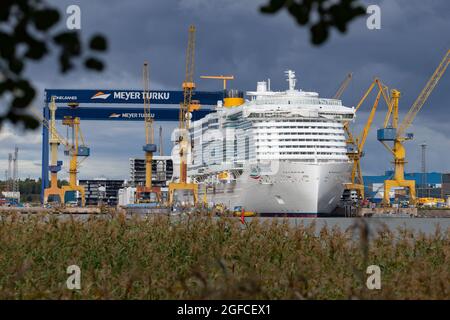 Costa Toscana wird am 21. August 2021 auf der Werft Meyer Turku gebaut. Stockfoto