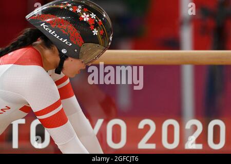 Shizuoka, Japan. Kredit: MATSUO. August 2021. Miho Fujii (JPN) Radsport : Frauen C1-3 3000m Individual Pursuit Qualifying während der Paralympischen Spiele in Tokio 2020 auf dem Izu Velodrome in Shizuoka, Japan. Kredit: MATSUO .K/AFLO SPORT/Alamy Live Nachrichten Stockfoto