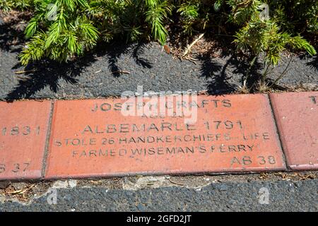 Der Convict Brick Trail in Cambell Town, Tasmanien, Australien. Der Trail erinnert an die etwa 75,000 Sträflinge, die von England nach T transportiert wurden Stockfoto