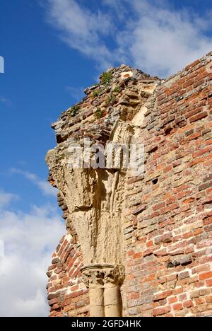 Ein Teil der Überreste der St. Benet's Abbey, Norfolk, England Stockfoto