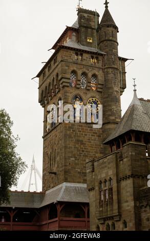 Cardiff Castle an einem trüben grauen Tag. Stockfoto