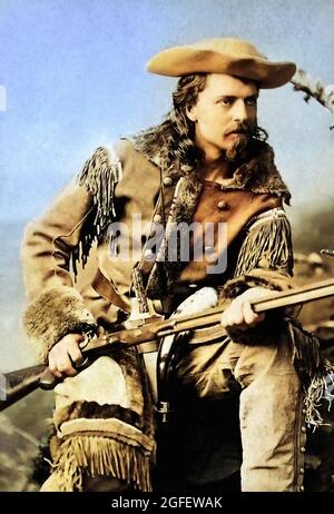 Buffalo Bill Porträt, mit einem Gewehr und einem Hut (W. F. Cody) Foto von Sarony, c 1880 (coloriertes Foto). Stockfoto