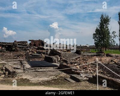 Oświęcim, Polen - Juni 05, 2019: Ruinen eines Krematoriums im KZ Auschwitz jüdisches Vernichtungslager. Europa Stockfoto