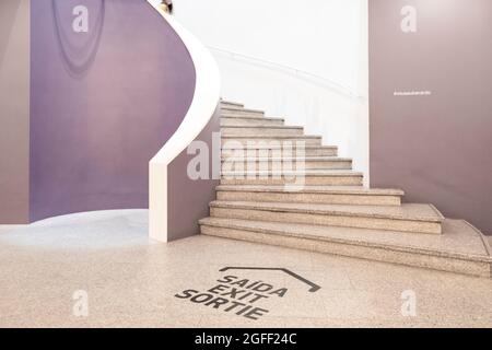 Architektonische Details des kulturellen Zentrums von Belém. Lissabon, Portugal Stockfoto