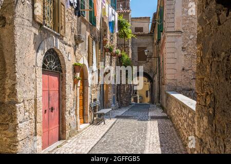 Landschaftlich schöner Anblick in Guarcino, schönes Dorf in der Provinz Frosinone, Latium, Mittelitalien. Stockfoto
