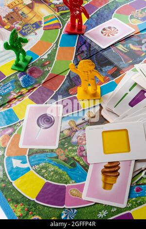 Candy Land ist ein klassisches Anfängerspiel für Kinder ab 3 Jahren, USA Stockfoto