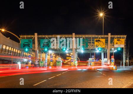 Zahlungspunkt auf der mautpflichtigen Autobahn in Russland, St. Petersburg Stockfoto