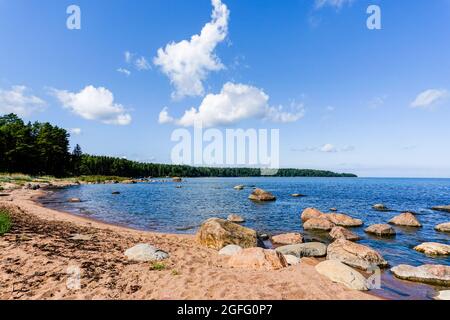 Idyllische Küstenlandschaft an der Baltici-See im Norden Estlands im Laheema-Nationalpark Stockfoto