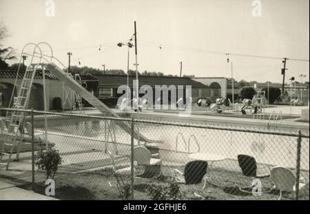 Swimmingpool in der Fort Benning US Army, GA USA 1950er Stockfoto