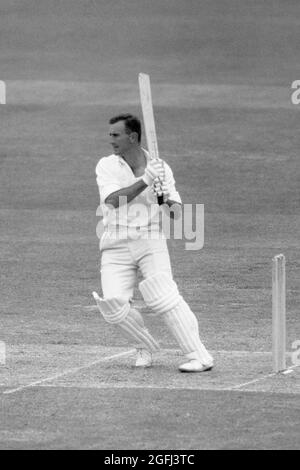 Aktenfoto vom 22-06-1963 des Cricketers Ted Dexter. Ausgabedatum: Donnerstag, 26. August 2021. Stockfoto