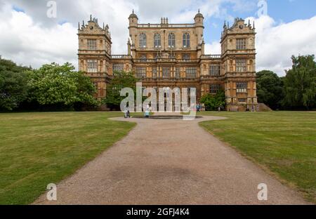 Elizabethan Wollaton Hall, heute das Nottingham Natural History Museum in Wollaton Park, Nottingham, East Midlands, Großbritannien Stockfoto