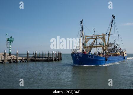 Oudeschild, Texel, Niederlande. 13. August 2021. Der Hafen von Oudeschild auf der Insel Texel. Hochwertige Fotos Stockfoto