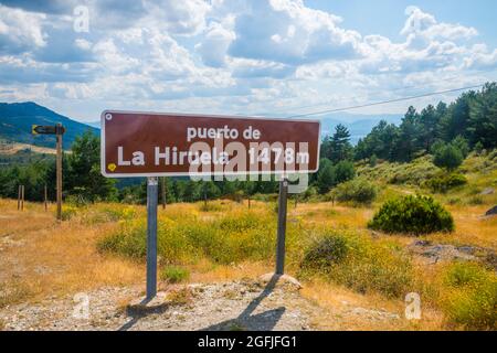 Pass La Hiruela. Biosphärenreservat Sierra del Rincon, Provinz Madrid, Spanien. Stockfoto