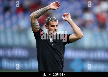 Theo Hernandez vom AC Mailand schaut während des Serie-A-Spiels zwischen UC Sampdoria und AC Mailand an. AC Milan gewinnt 1-0 gegen UC Sampdoria. Stockfoto