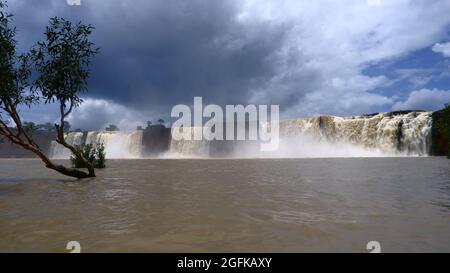 Breiteste Wasserfälle in Indien, Chitrakoot oder Chitrakote Wasserfälle, Chhattisgarh, Indien. Das Hotel liegt in der Nähe des Kanger Valley National Park Stockfoto