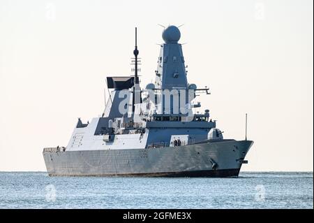 HMS Defender ist einer von sechs Typ 45 Zerstörern, die von der Royal Navy betrieben werden. Stockfoto