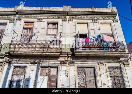 Heruntergekommenes Haus im Stadtteil Havana Centro, Havanna, Kuba Stockfoto