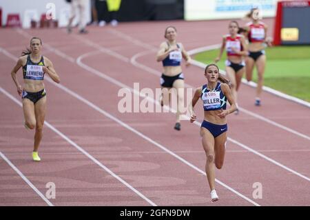 Lausanne, Schweiz. August 2021. Miller gewinnt bei der Athletissima Lausanne im Olympiastadion La Pontaise in Lausanne, Schweiz, die 400-Meter-Frauen. Kredit: SPP Sport Pressefoto. /Alamy Live News Stockfoto