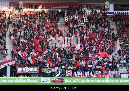 ALKMAAR, NIEDERLANDE - 26. AUGUST: Fans während der UEFA Europa League spielen ein Spiel zwischen AZ und Celtic im AFAS Stadion am 26. August 2021 in Alkmaar, Niederlande (Foto von Patrick Goosen/Orange Picches) Stockfoto