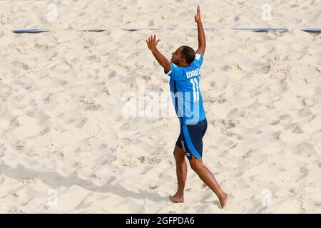 24. August 2021; Luzhniki Stadium, Moskau, Russland: FIFA World Cup Beach Football Turnier; Frank Velásquez aus El Salvador feiert sein Tor während des Spiels zwischen El Salvador und der Schweiz, in der 3. Runde der Gruppe C Stockfoto