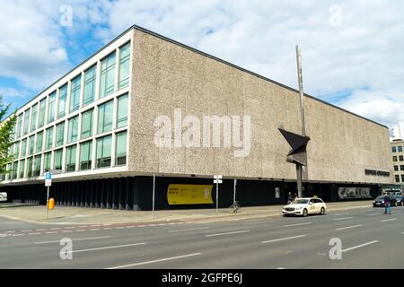 Die Deutsche Oper in der Bismarksstraße Berlin ist eine berühmte Oper mit großartigen Shows. Stockfoto