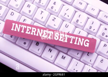 Textunterschrift mit Interneteinstellungen. Konzept Bedeutung bestimmt, wie es mit Ihrem Mobilfunkanbieter für die Eingabe von Programmcode-Skript verbindet Stockfoto