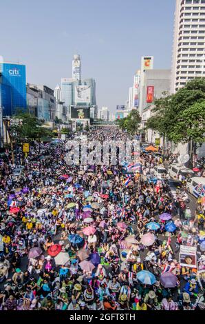 Proteste gegen die Regierung in Bangkok, Thailand. Dezember 2013 Stockfoto