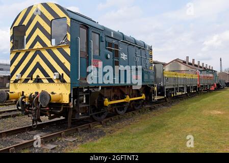 Diesel der Klasse 08 der British Rail Shunter 08604 „Phantom“ im Didcot Railway Center Stockfoto