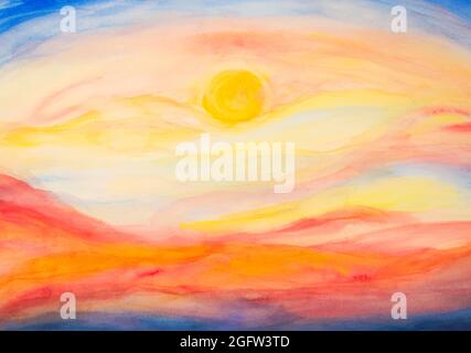 Helle bunte abstrakte Sonnenuntergang oder Sonnenaufgang Himmel Tapete Hintergrund handbemalt mit Aquarell. Horizontales Banner mit Himmel und Sonne in der Mitte. Stockfoto