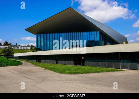 Hochmodernes SWISSTECH Convention Center, Konferenzzentrum auf dem Campus der École polytechnique fédérale de Lausanne. Schweiz. The Federal Ins Stockfoto