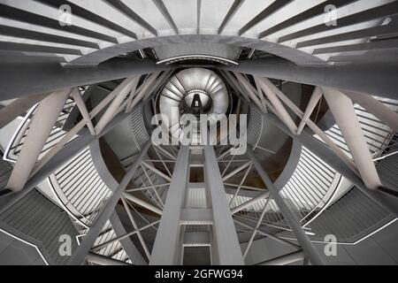 Experimentelle Fotografie auf der Treppe an der U-Bahn-Station Reinoldikirche, Deutschland, Nordrhein-Westfalen, Ruhrgebiet, Dortmund Stockfoto