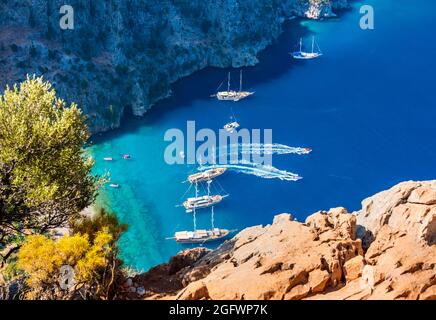 Schmetterlingstal (türkisch: Kelebekler Vadisi) ist ein Tal im Bezirk Fethiye, Provinz Mugla, an der Mittelmeerküste der Türkei. Oludeniz - Fethiy Stockfoto