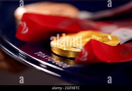 Eine Gesamtansicht einer Goldmedaille für die Paralympischen Spiele 2020 in Tokio in Japan. Bilddatum: Freitag, 27. August 2021. Stockfoto