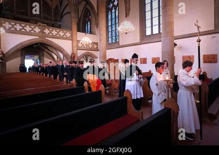 Der Sarg von Prinzessin Marie von und zu Liechtenstein kommt am 26. August 2021 in Begleitung von Prinz Hans Adam II., Prinz Alois und Prinzessin Sophie in Beieren an der Kathedrale St. Florin in Vaduz an Foto: IKR/Albert Nieboer/Netherlands OUT/Point de Vue OUT Stockfoto