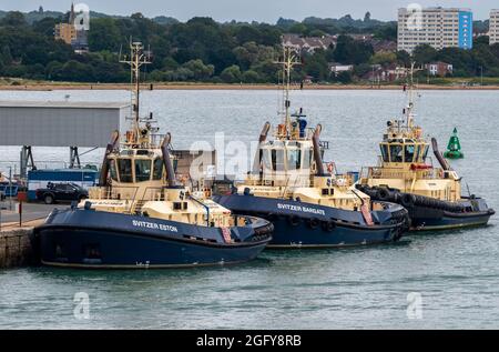 svitzer schleckt in southampton Docks, svitzer Global Marine Schlepperlösungen, svitzer Schlepper southampton Docks, svitzer Schiff Marine Services. Stockfoto